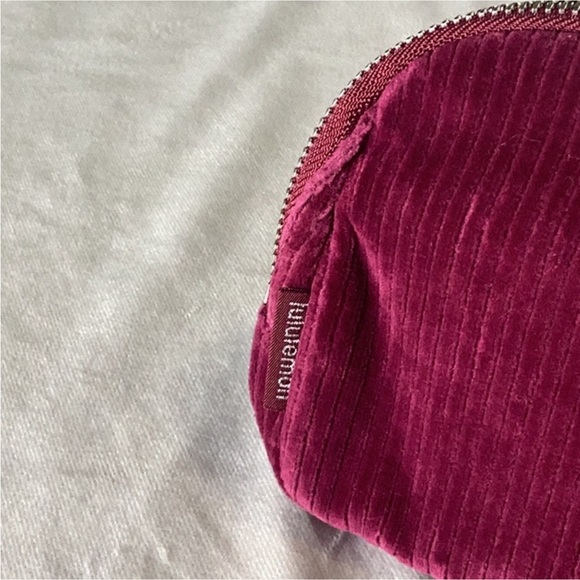 Lululemon everywhere belt bag - Picture 4 of 9